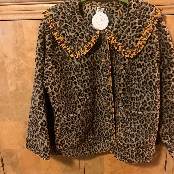 Ivy Jane Leopard Print Jacket with Yellow Accents - Picture 3 of 6